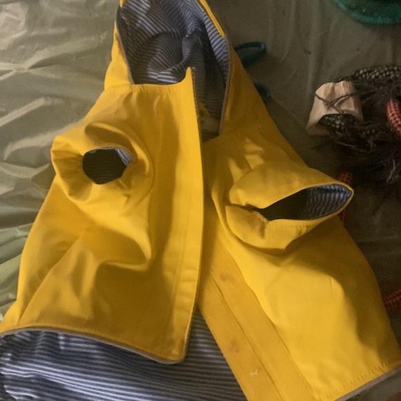 Dog raincoat - Picture 2 of 2